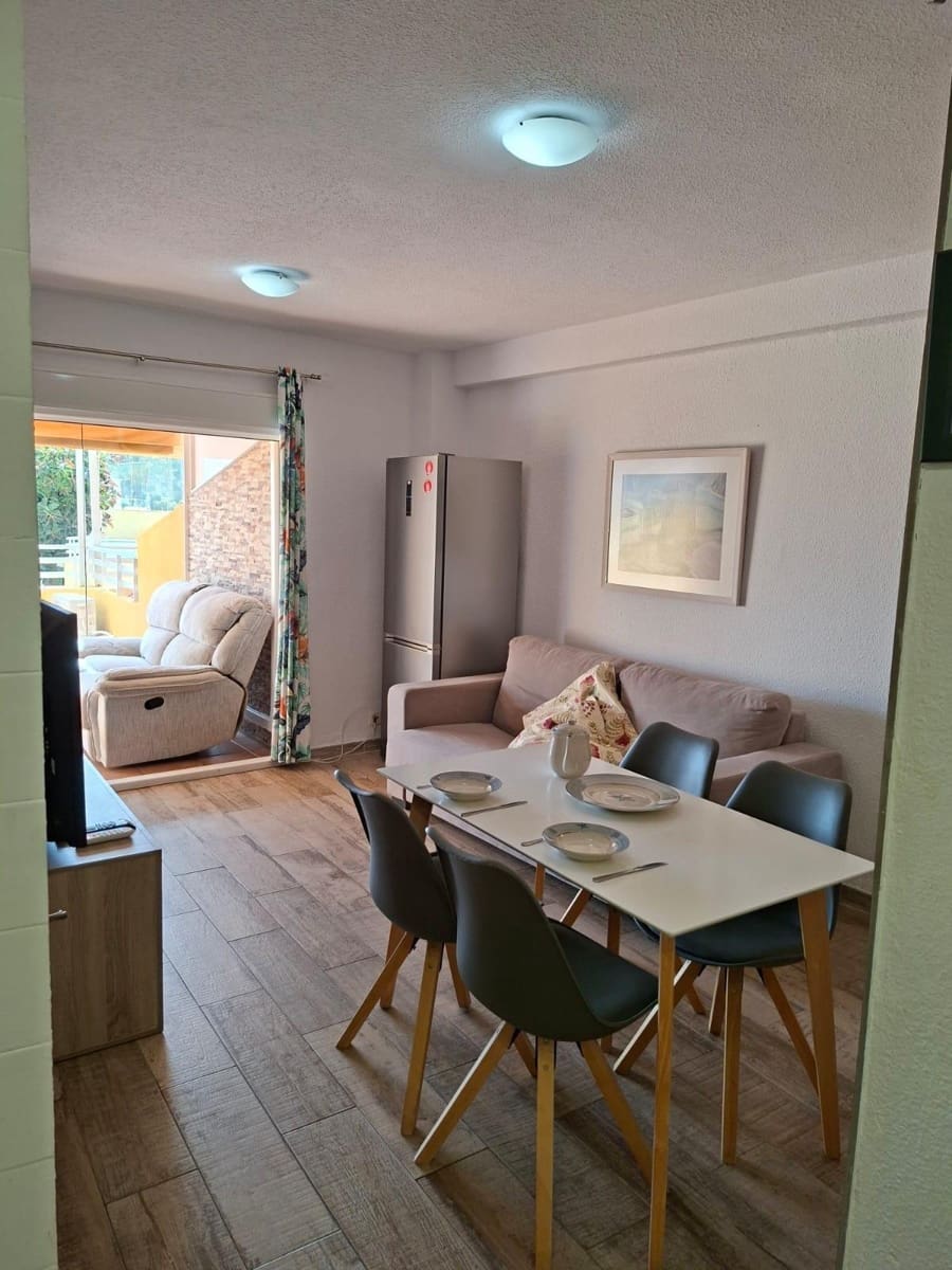 1 soveværelse Lejlighed til salg i Calpe / Calp med swimmingpool - € 249.000 (Ref: 9825379)