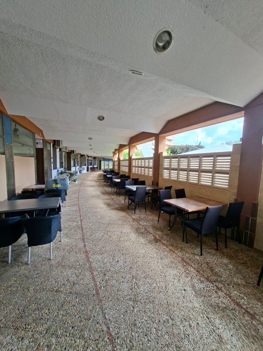 1 soveværelse Lejlighed til salg i Calpe / Calp med swimmingpool - € 249.000 (Ref: 9825379)