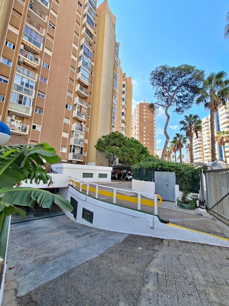 1 soveværelse Lejlighed til salg i Calpe / Calp med swimmingpool - € 249.000 (Ref: 9825379)