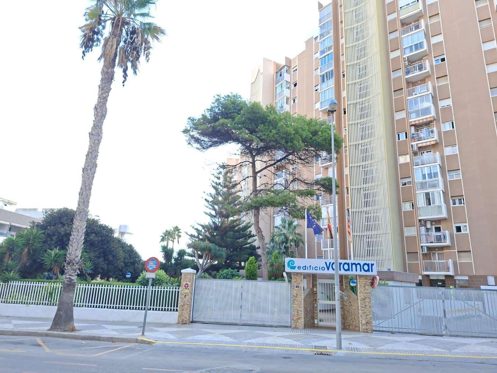1 soveværelse Lejlighed til salg i Calpe / Calp med swimmingpool - € 249.000 (Ref: 9825379)