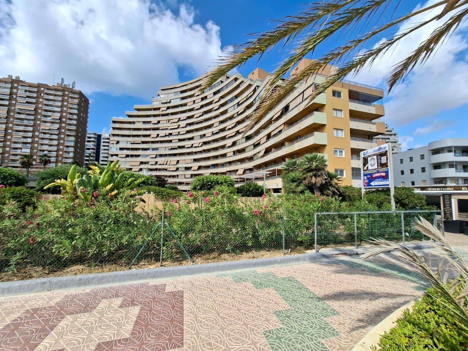 1 soveværelse Lejlighed til salg i Calpe / Calp med swimmingpool - € 249.000 (Ref: 9825379)