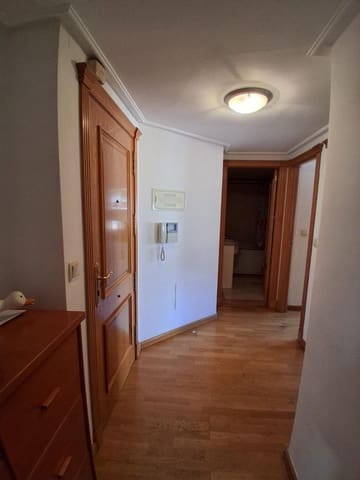 2 soveværelse Lejlighed til salg i Albacete by med garage - € 249.000 (Ref: 9825380)