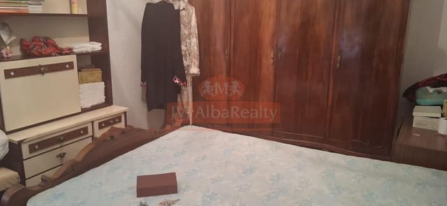 4 soverom Leilighet til salgs i Albacete by med svømmebasseng garasje - € 330 000 (Ref: 9829291)