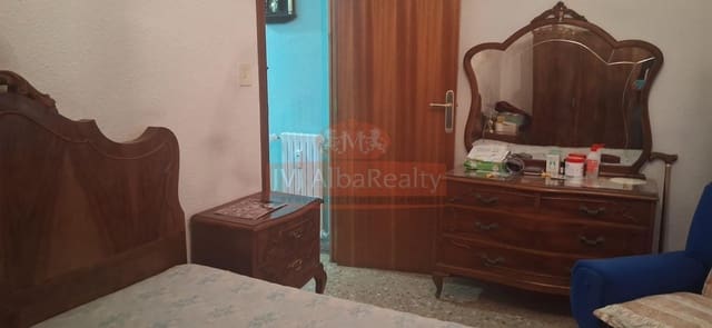 4 soverom Leilighet til salgs i Albacete by med svømmebasseng garasje - € 330 000 (Ref: 9829291)