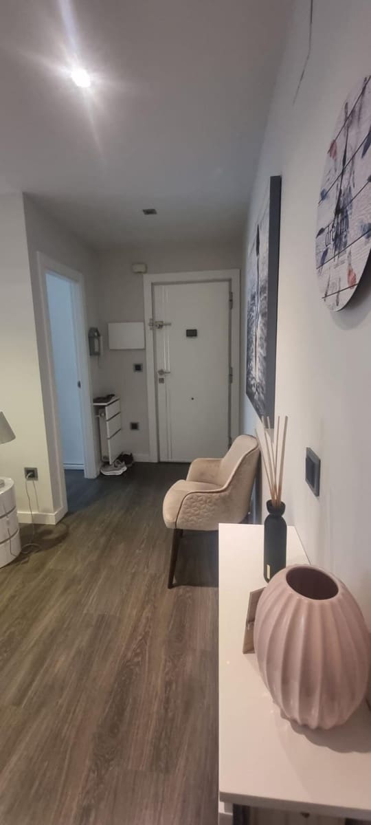 2 soveværelse Lejlighed til salg i Albacete by - € 235.000 (Ref: 9829292)