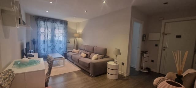 2 soveværelse Lejlighed til salg i Albacete by - € 235.000 (Ref: 9829292)