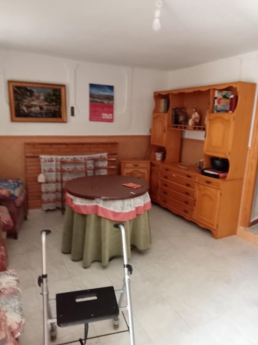 4 soveværelse Byhus til salg i Lezuza med garage - € 60.000 (Ref: 9829293)