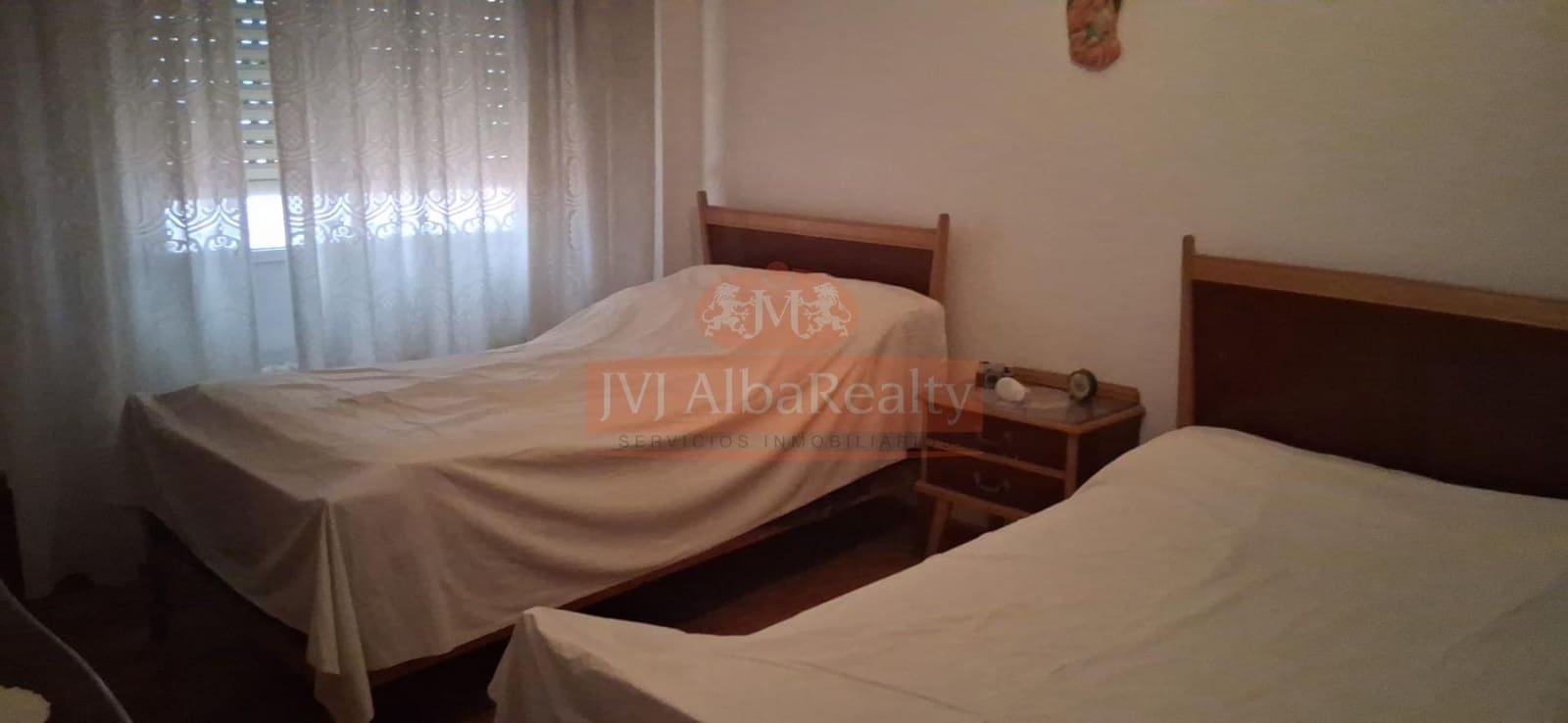 4 bedroom Flat for sale in Albacete city - € 225,000 (Ref: 9843610)