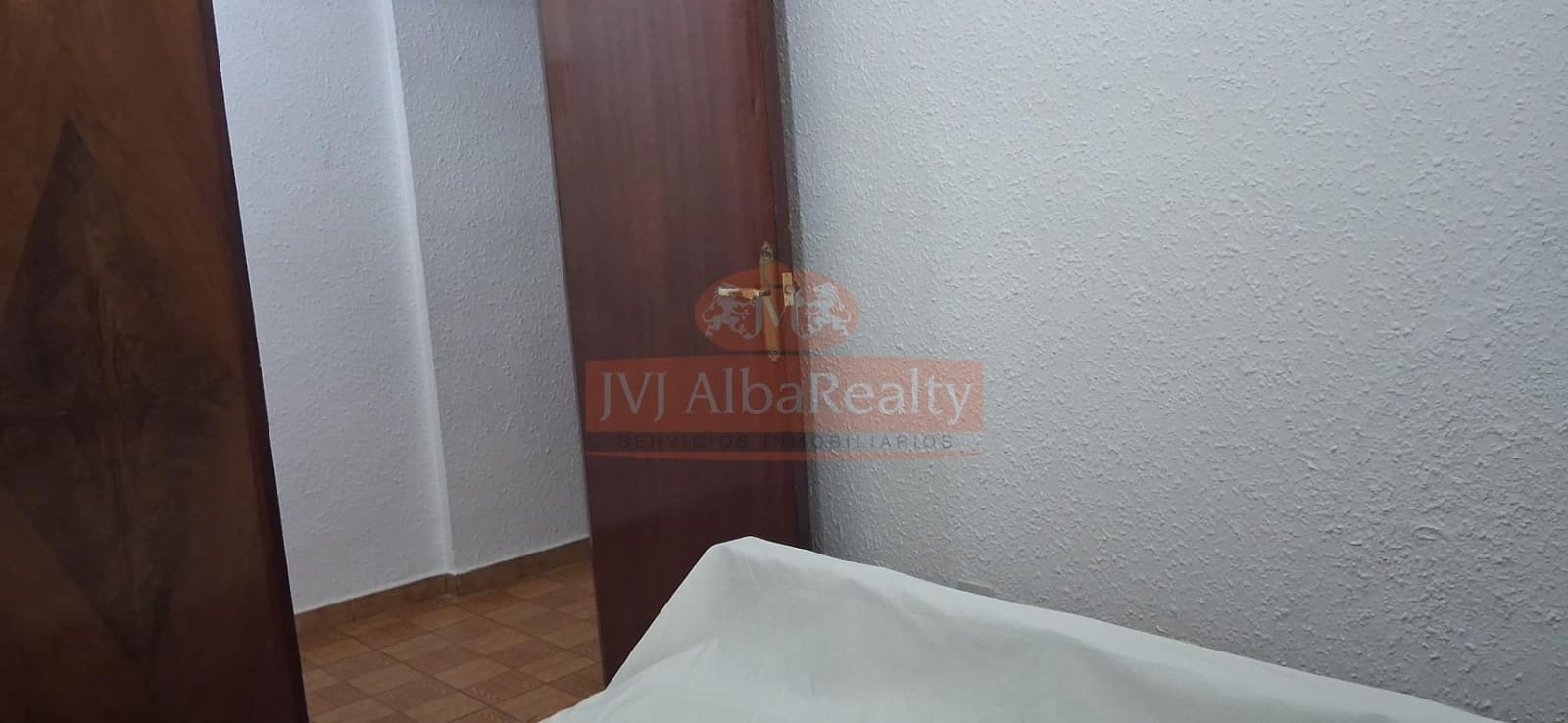 4 bedroom Flat for sale in Albacete city - € 225,000 (Ref: 9843610)