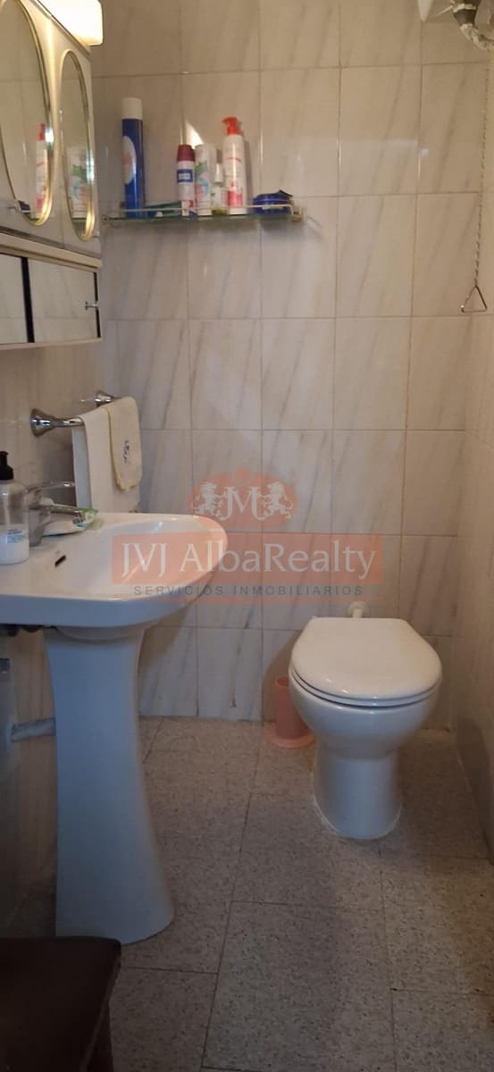 4 bedroom Flat for sale in Albacete city - € 225,000 (Ref: 9843610)