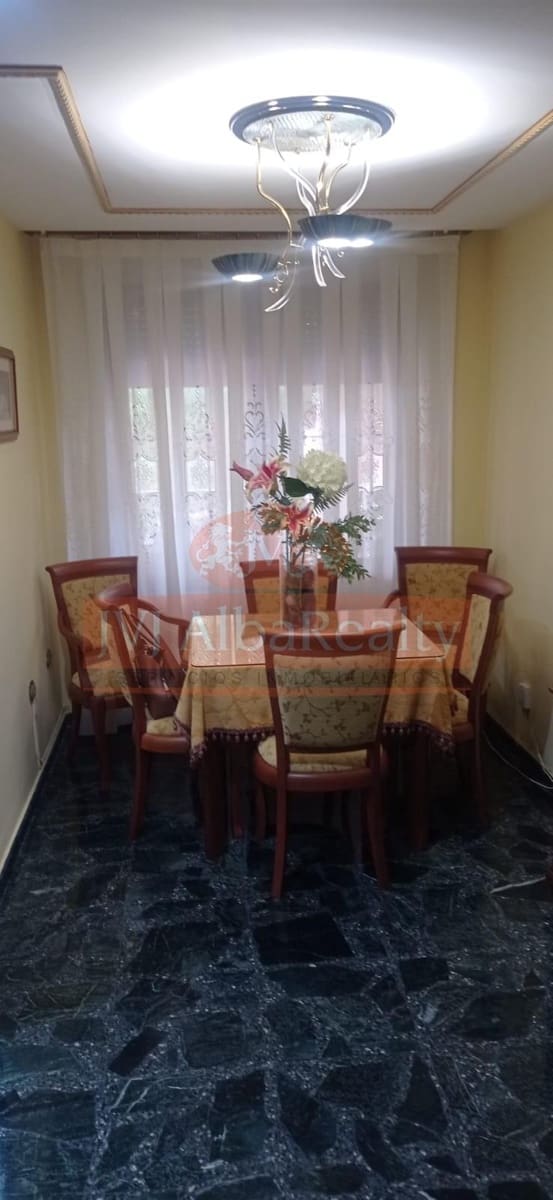 3 sypialnia Dom szeregowy na sprzedaż w Miasto Albacete z garażem - 600 000 € (Ref: 9843611)