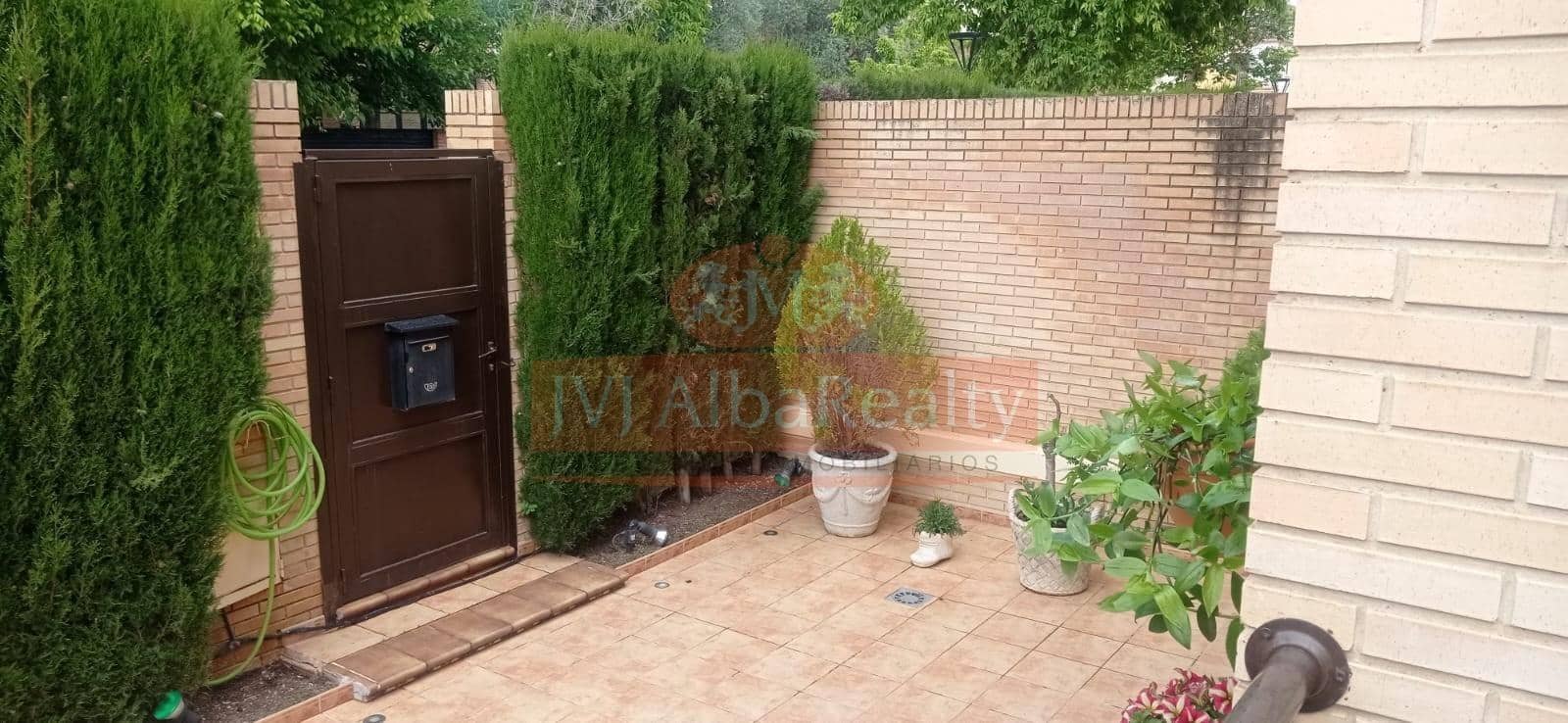 3 sypialnia Dom szeregowy na sprzedaż w Miasto Albacete z garażem - 600 000 € (Ref: 9843611)
