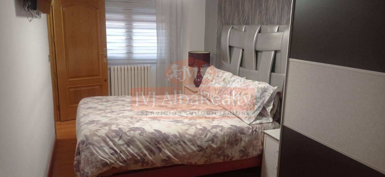 3 sypialnia Dom szeregowy na sprzedaż w Miasto Albacete z garażem - 600 000 € (Ref: 9843611)