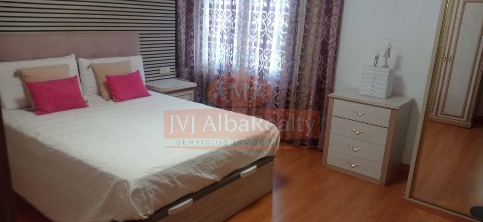 3 sypialnia Dom szeregowy na sprzedaż w Miasto Albacete z garażem - 600 000 € (Ref: 9843611)