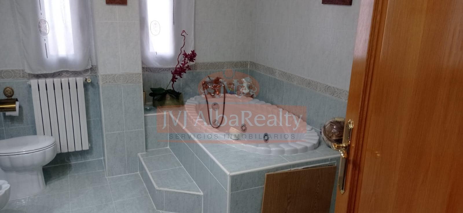 3 sypialnia Dom szeregowy na sprzedaż w Miasto Albacete z garażem - 600 000 € (Ref: 9843611)