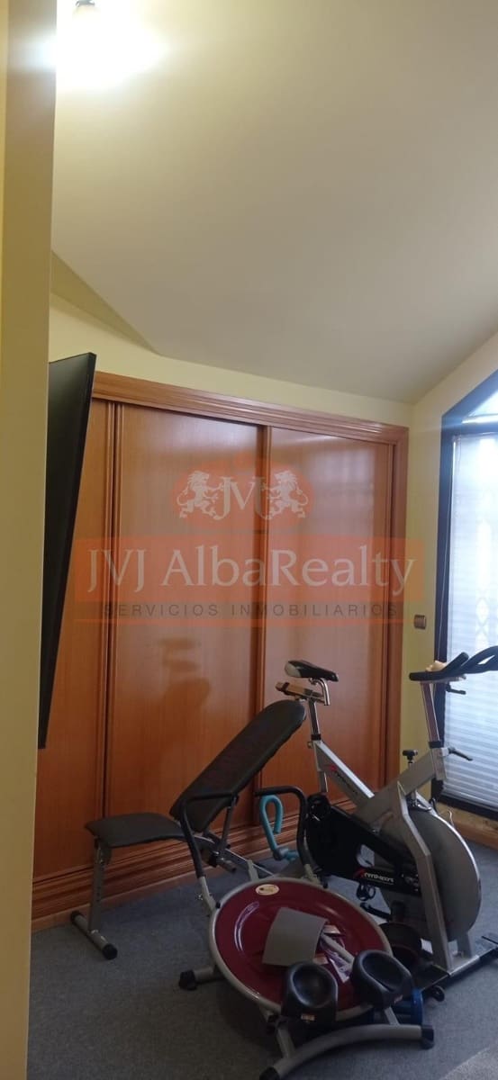 3 sypialnia Dom szeregowy na sprzedaż w Miasto Albacete z garażem - 600 000 € (Ref: 9843611)