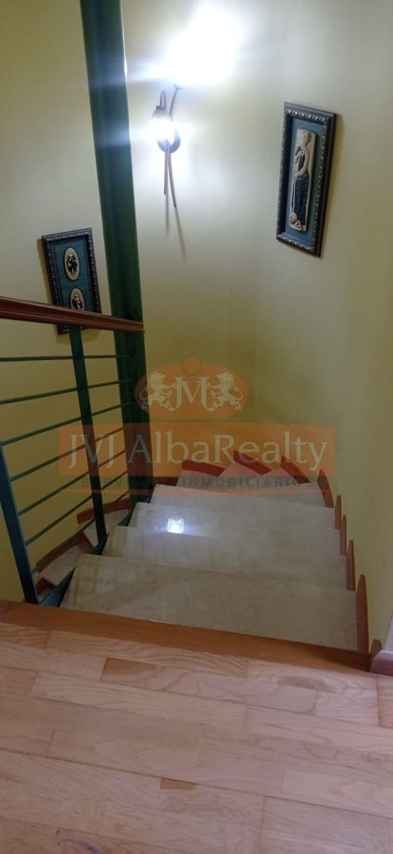 3 sypialnia Dom szeregowy na sprzedaż w Miasto Albacete z garażem - 600 000 € (Ref: 9843611)