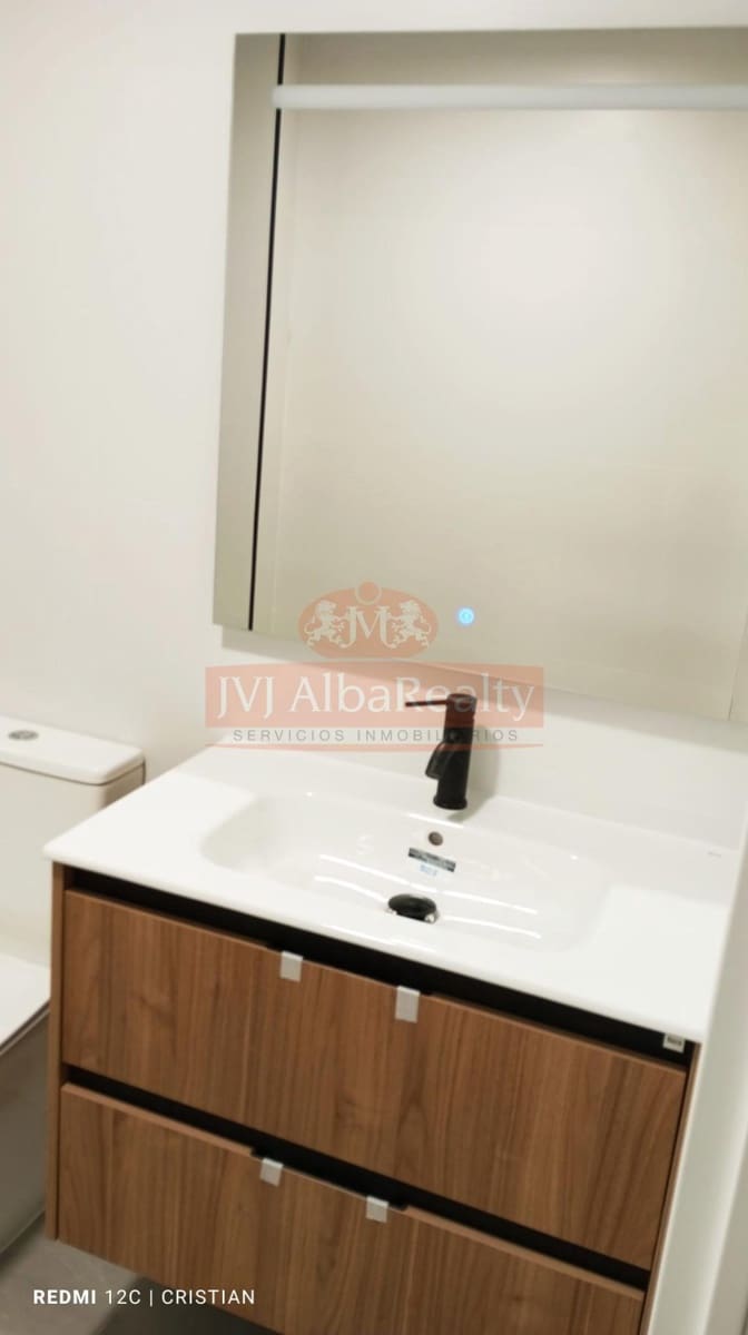 Piso de 2 habitaciones en Albacete ciudad en alquiler - 800 € (Ref: 9843612)