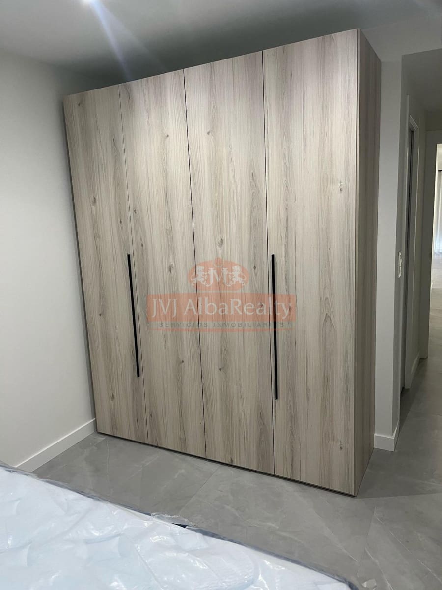 Piso de 2 habitaciones en Albacete ciudad en alquiler - 800 € (Ref: 9843612)