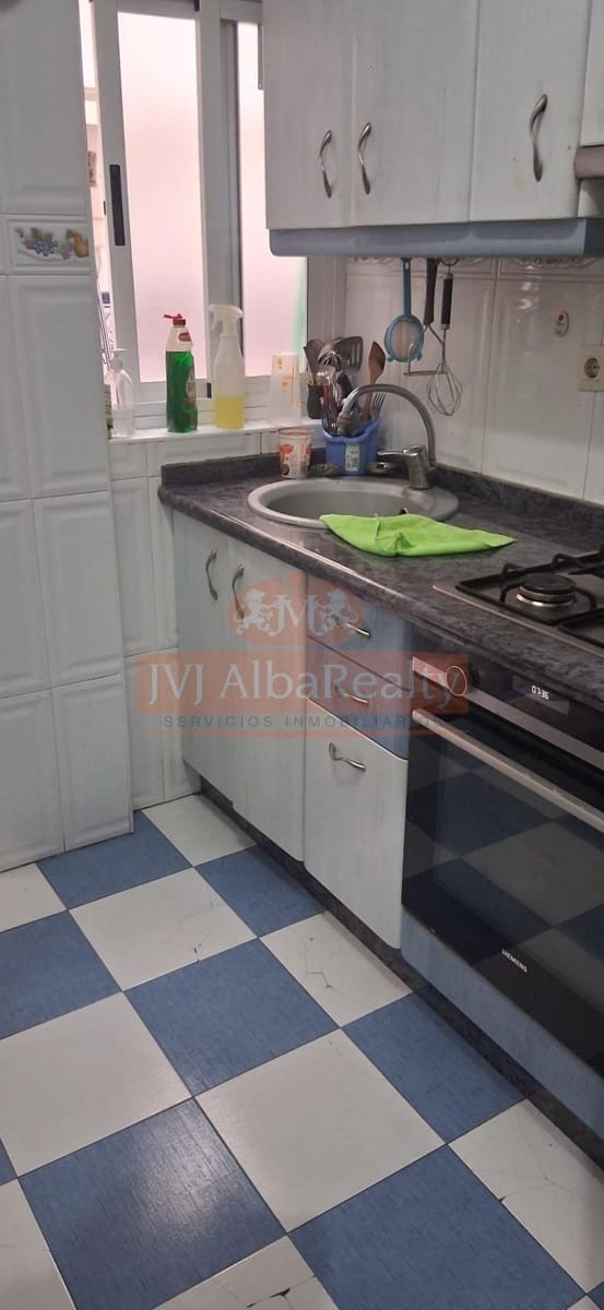 3 bedroom Flat for sale in Albacete city - € 165,000 (Ref: 9846534)