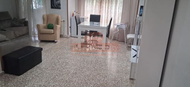 3 quarto Apartamento para venda em El Pilar, Albacete cidade - 165 000 € (Ref: 9846534)