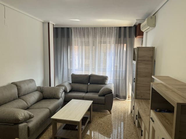 3 slaapkamer Flat te huur in Albacete stad met garage - € 900 (Ref: 9876535)