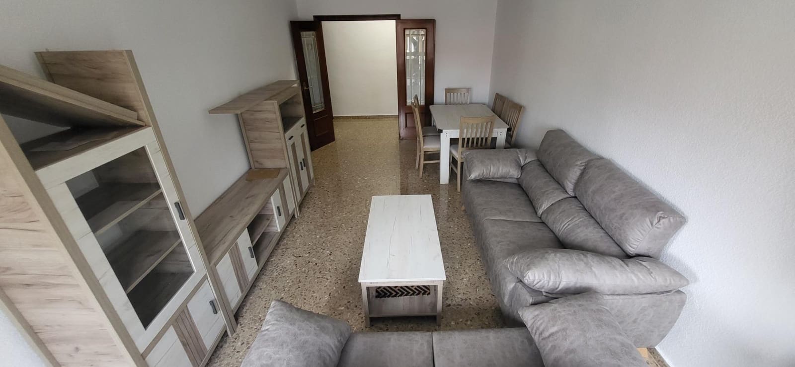 3 bedroom Flat for rent in Albacete city with garage - € 900 (Ref: 9876535)
