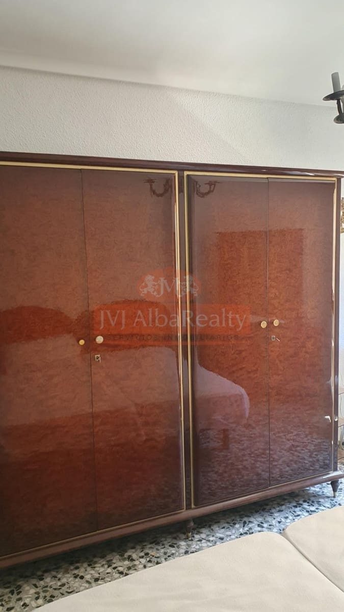 4 bedroom Flat for rent in Albacete city - € 1,200 (Ref: 9878970)