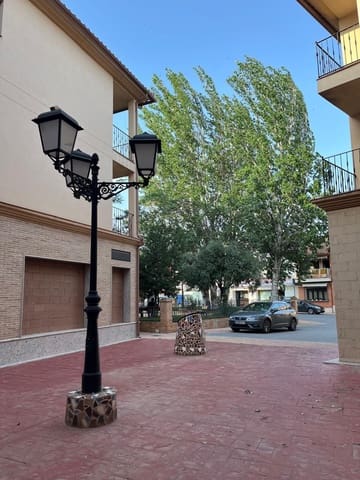2 soverom Leilighet til salgs i La Puebla de Almoradiel - € 120 000 (Ref: 9892470)
