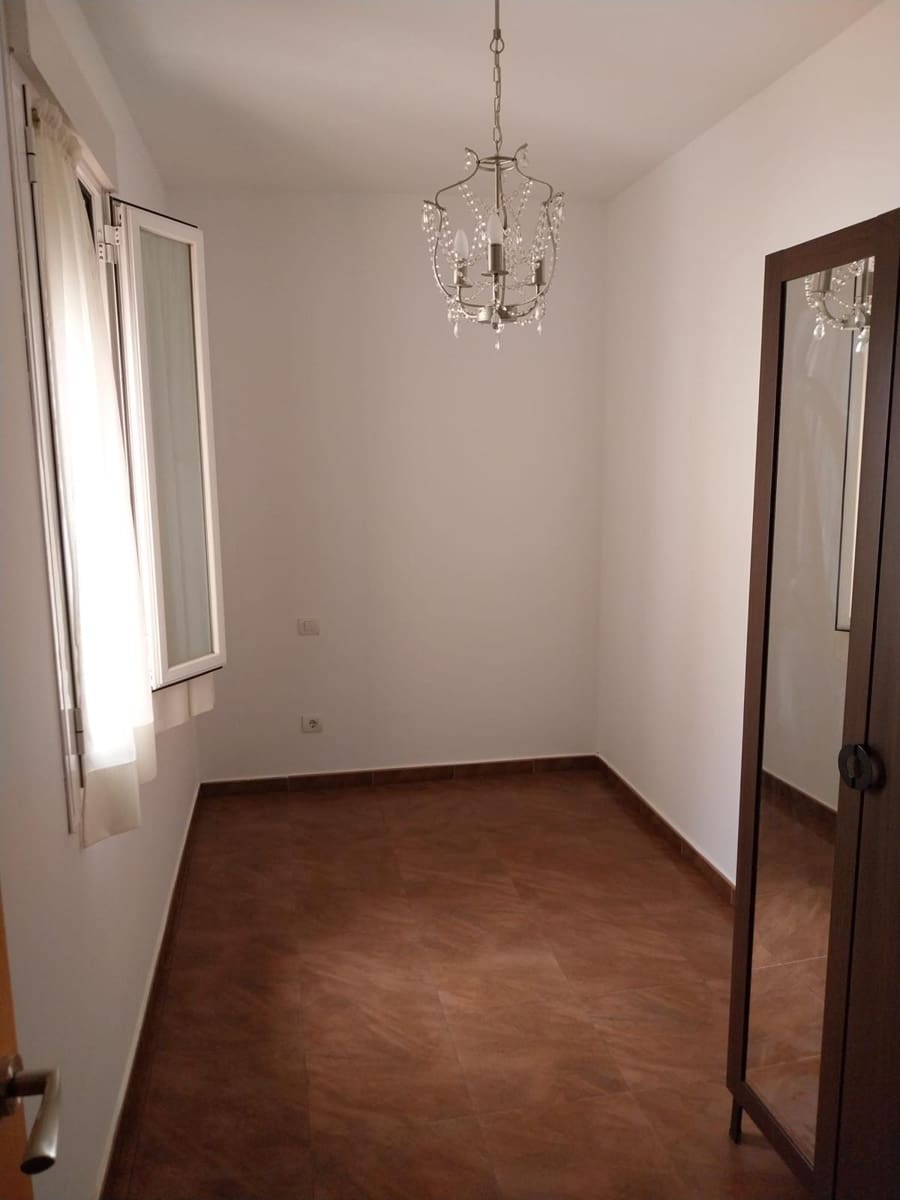 2 sovrum Lägenhet till salu i La Puebla de Almoradiel med garage - 120 000 € (Ref: 9892470)