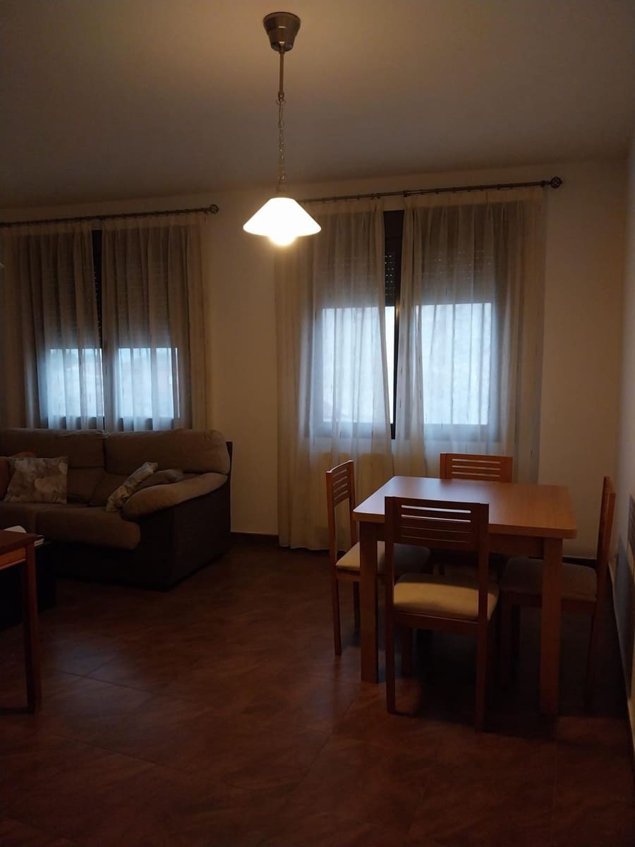 2 sovrum Lägenhet till salu i La Puebla de Almoradiel med garage - 120 000 € (Ref: 9892470)