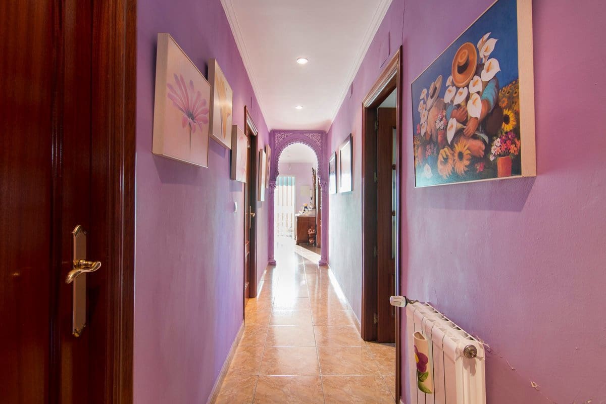 4 soveværelse Villa til salg i Huetor Santillan - € 290.000 (Ref: 6552619)