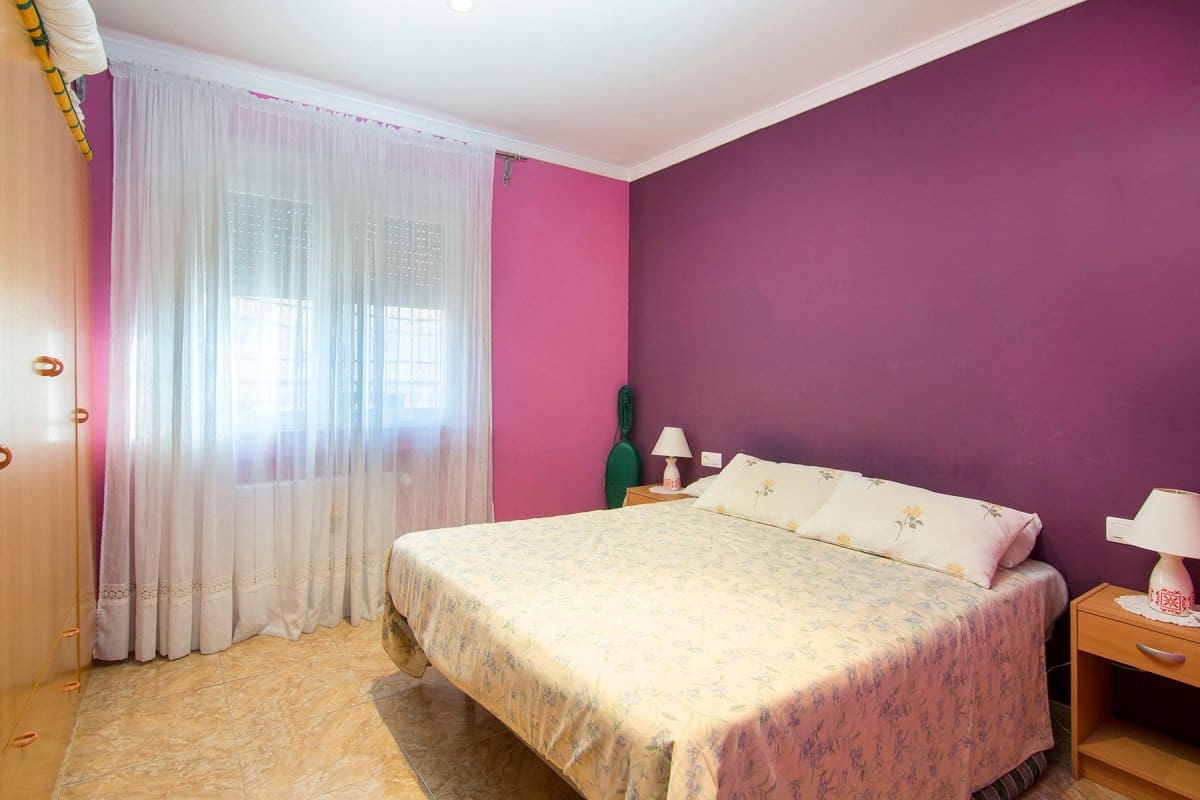 4 soveværelse Villa til salg i Huetor Santillan - € 290.000 (Ref: 6552619)