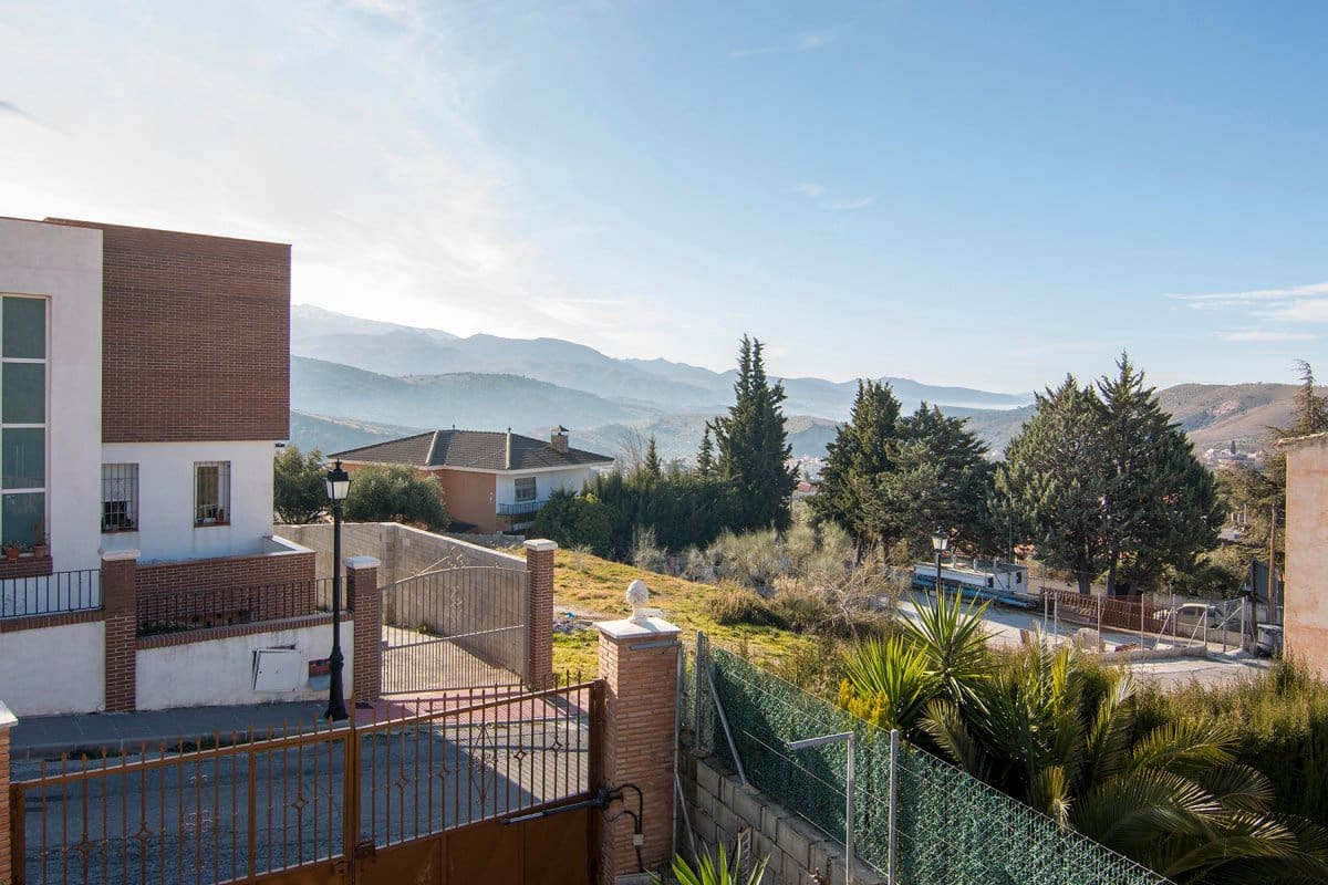 4 soveværelse Villa til salg i Huetor Santillan - € 290.000 (Ref: 6552619)