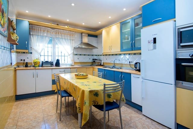 4 soverom Villa til salgs i Huétor Santillán - € 290 000 (Ref: 6552619)