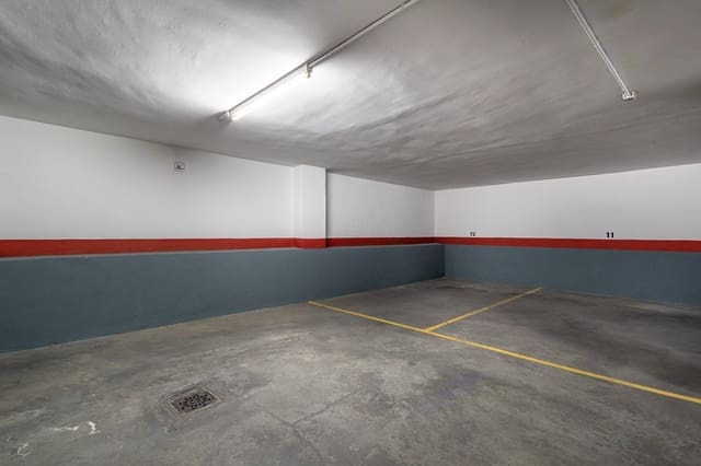 Garasje til salgs i Granada by - € 12 000 (Ref: 6663927)