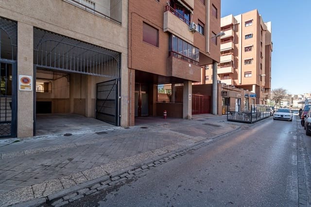 Garasje til salgs i Granada by - € 12 000 (Ref: 6663927)