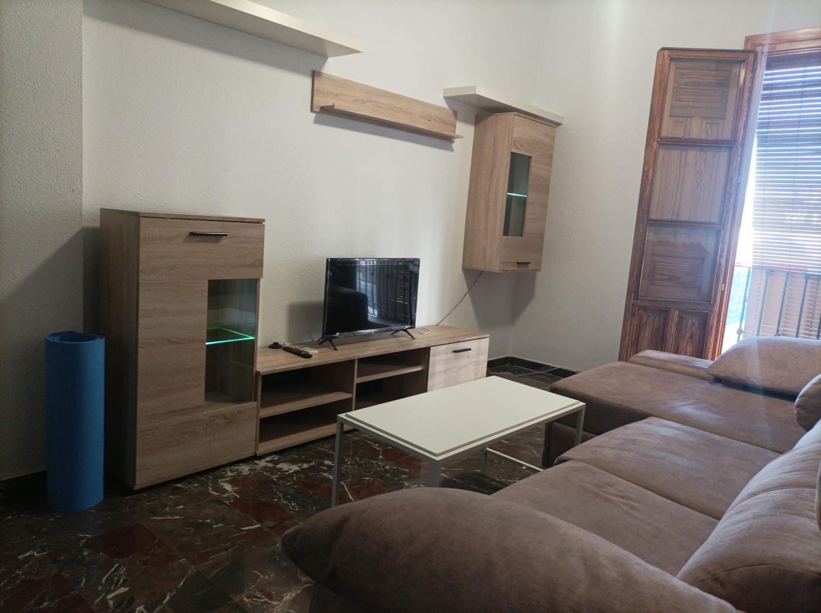 3 soveværelse Lejlighed til leje i Granada by med garage - € 850 (Ref: 6774751)