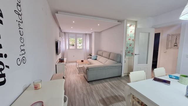 2 sovrum Lägenhet att hyra i Granada stad - 890 € (Ref: 6808028)