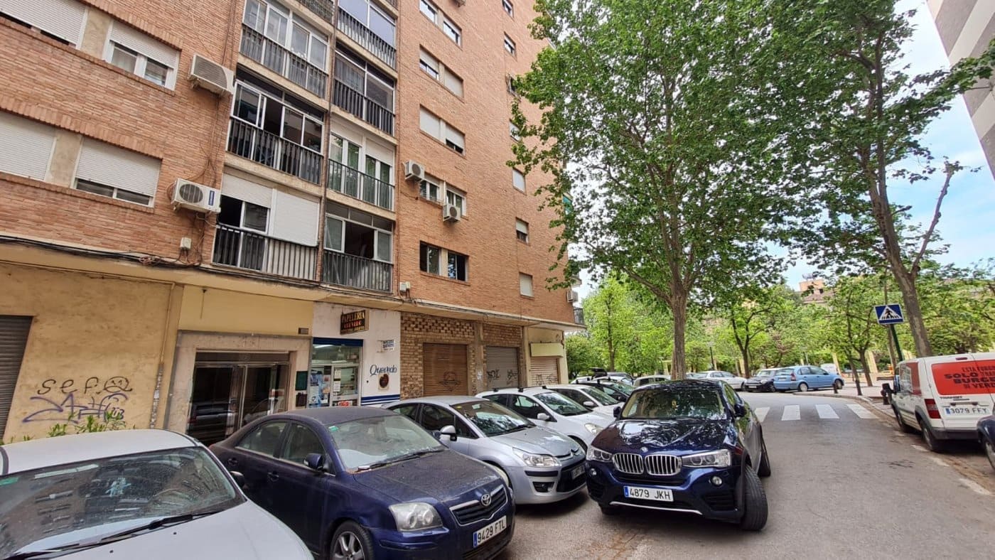 2 sovrum Lägenhet att hyra i Granada stad - 890 € (Ref: 6808028)