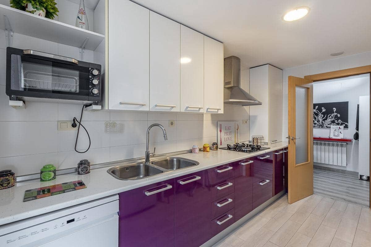 2 camera da letto Appartamento da affittare in Granada citta - 820 € (Rif: 6819595)