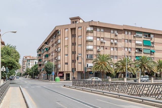 Erhverv til salg i Genil, Granada by - € 99.000 (Ref: 7024657)