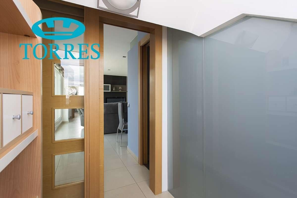 3 bedroom Penthouse for rent in Granada city - € 1,300 (Ref: 7213491)