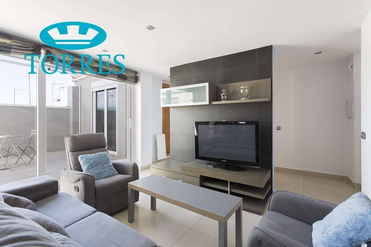 3 bedroom Penthouse for rent in Granada city - € 1,300 (Ref: 7213491)