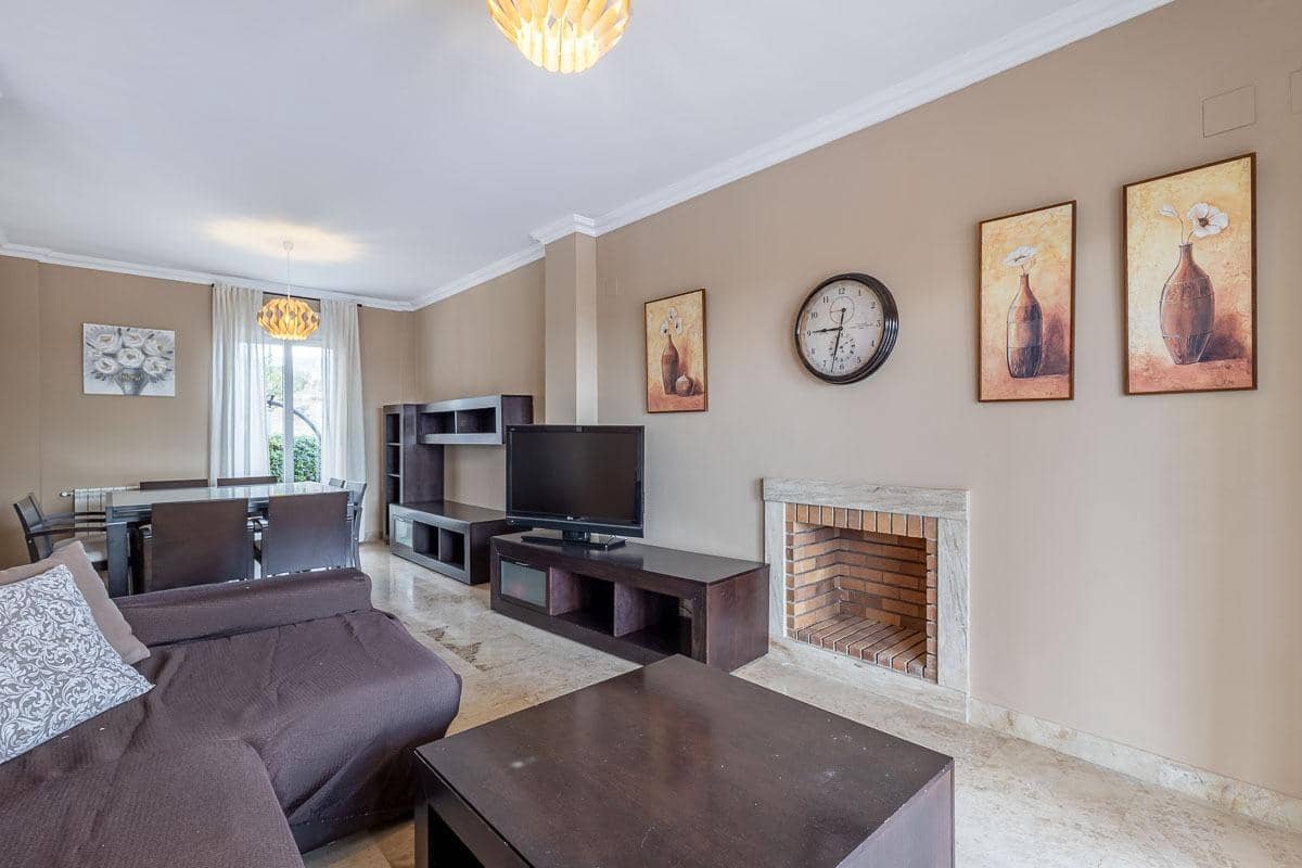 4 soveværelse Villa til leje i Otura med garage - € 1.400 (Ref: 7218889)