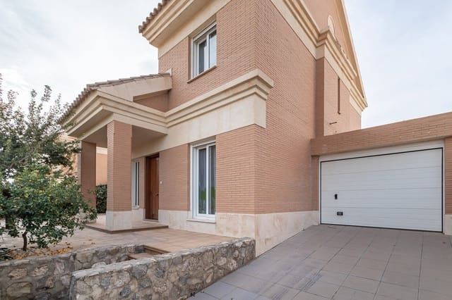 4 camera da letto Villa da affittare in Otura con garage - 1.400 € (Rif: 7218889)