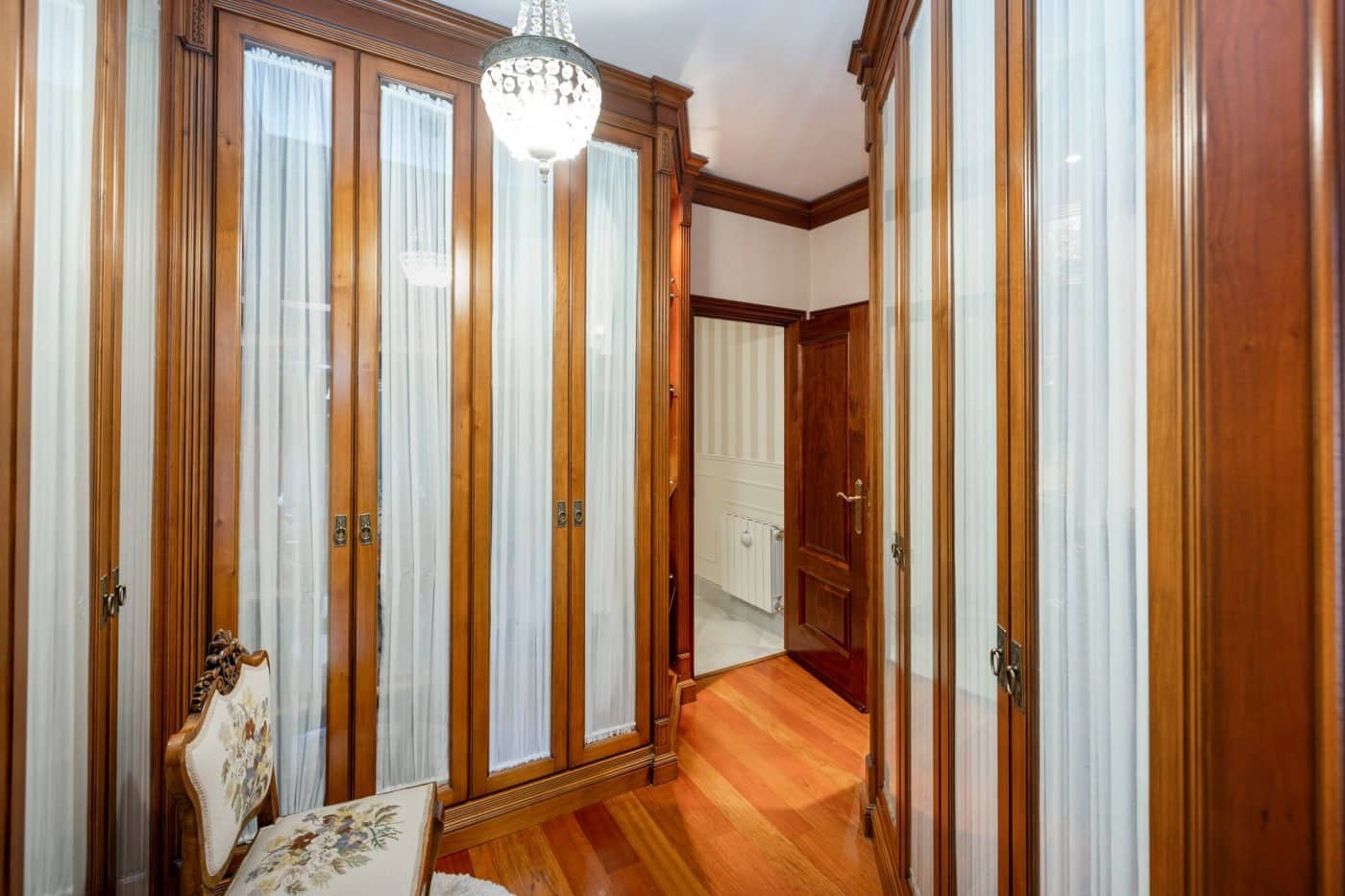 4 soveværelse Byhus til salg i Granada by med garage - € 1.180.000 (Ref: 7257692)