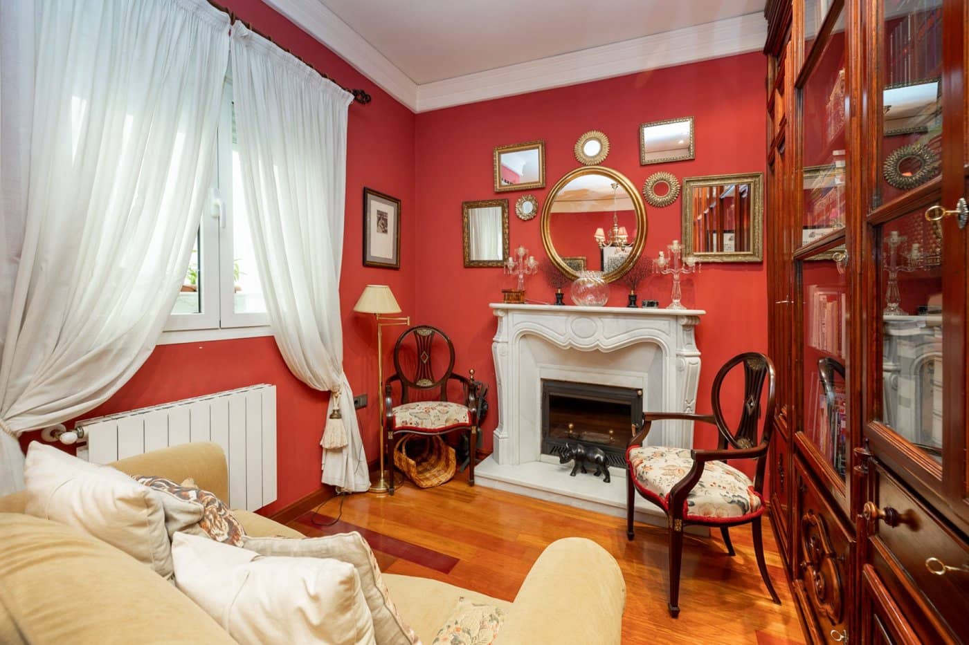 4 soveværelse Byhus til salg i Granada by med garage - € 1.180.000 (Ref: 7257692)