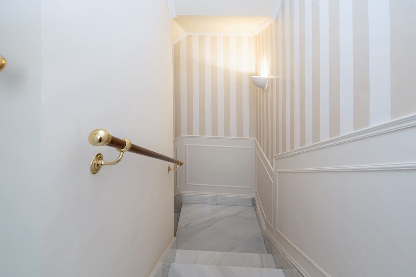 4 soveværelse Byhus til salg i Granada by med garage - € 1.180.000 (Ref: 7257692)