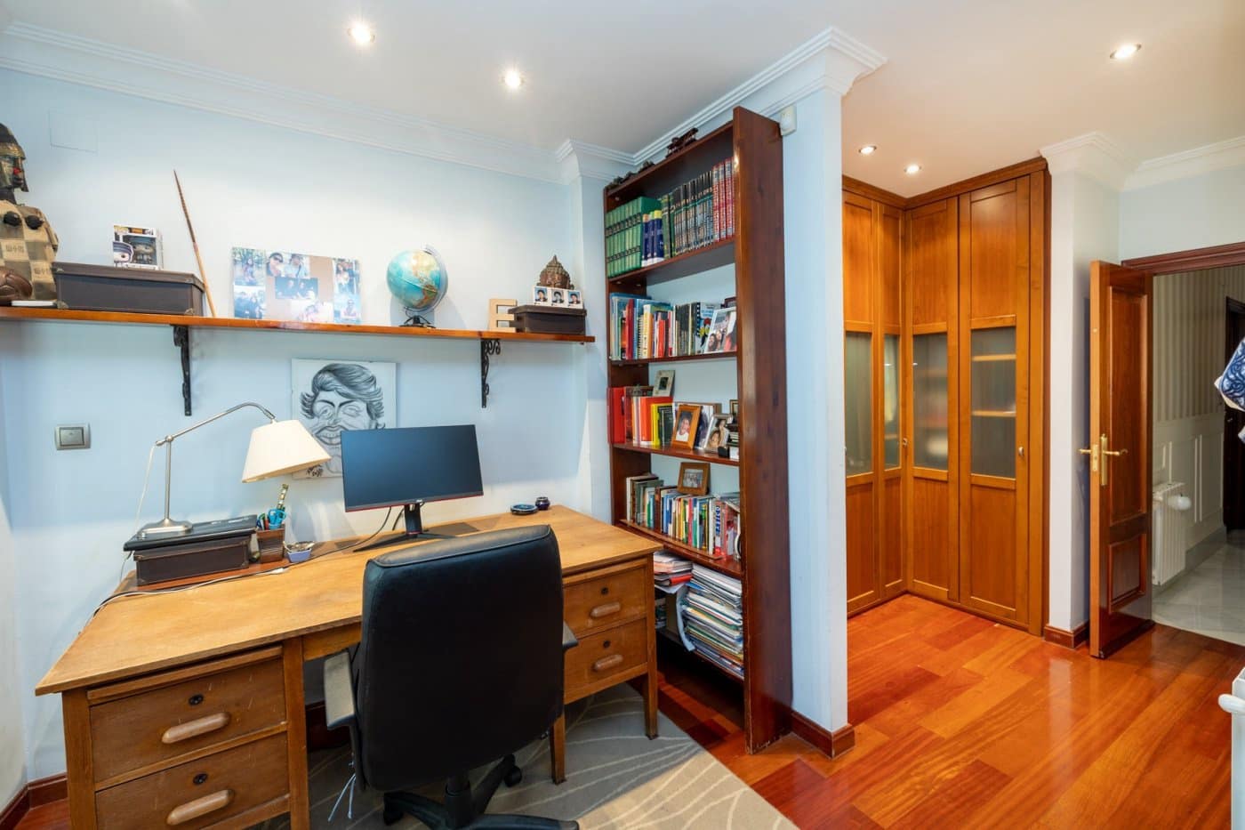 4 soveværelse Byhus til salg i Granada by med garage - € 1.180.000 (Ref: 7257692)